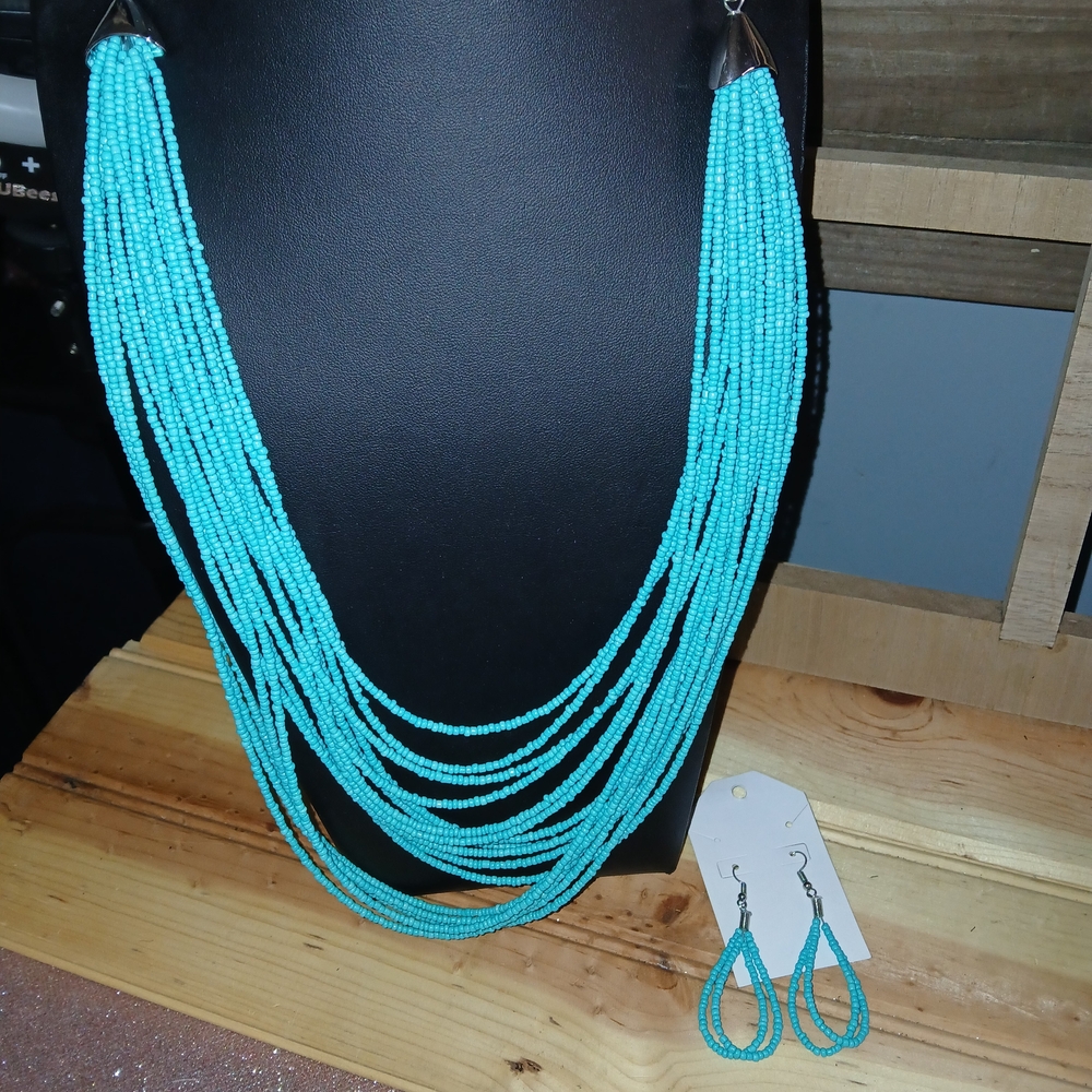 Turquoise Beaded Necklace and Earring Set